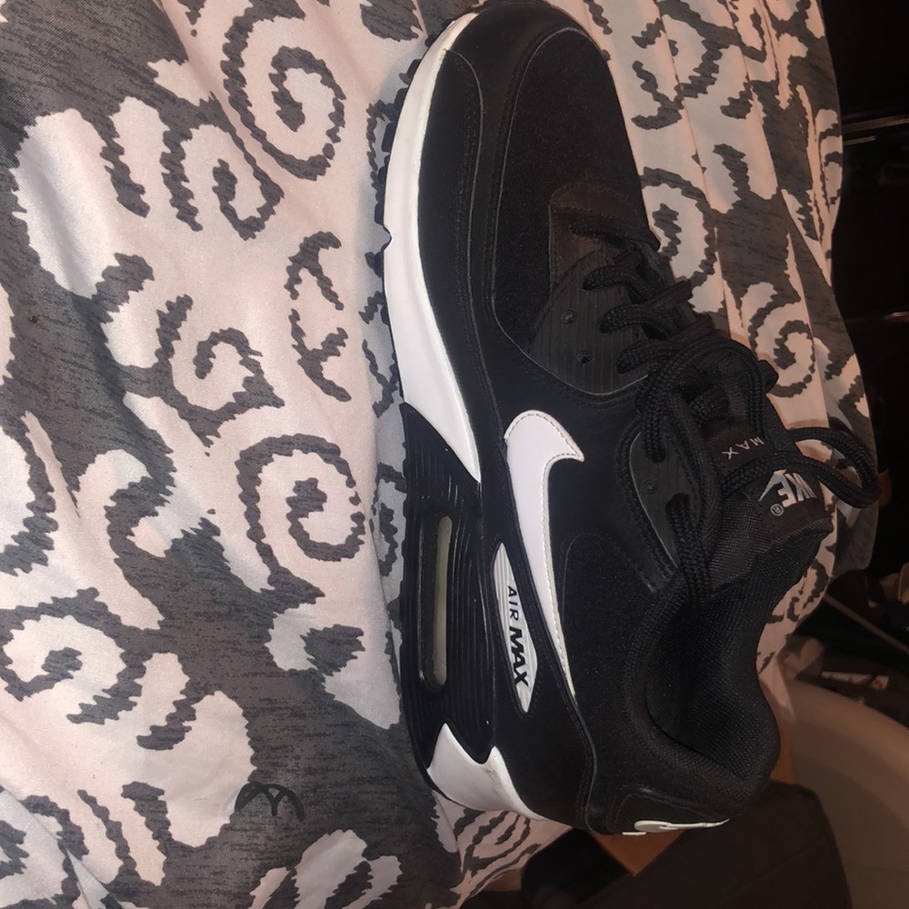 Air Max - Picture 3 of 8
